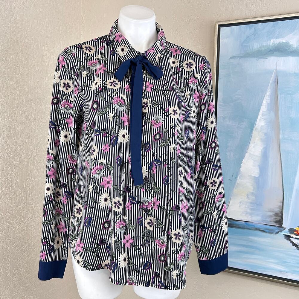 Jessy B Button Down Blouse Long sleeves
Stripes and flowers size Large